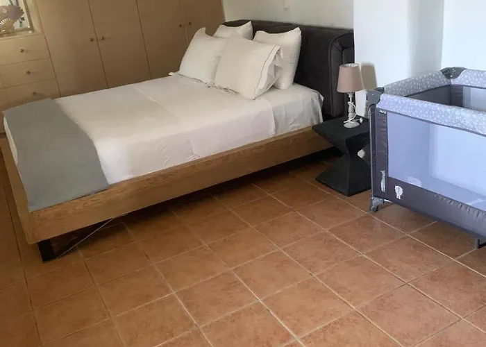 Tamarisk House-an Ideal Getaway In Southern Paros Μάρπησσα