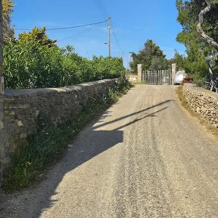 Tamarisk House-an Ideal Getaway In Southern Paros