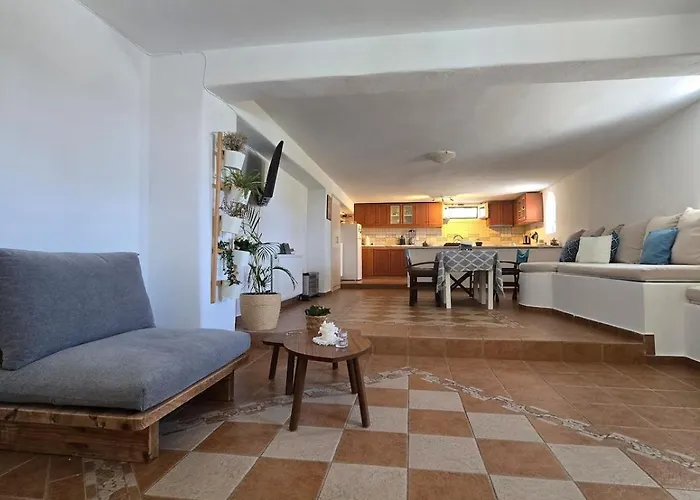 Tamarisk House-an Ideal Getaway In Southern Paros 公寓 *